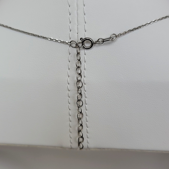 Ardornia Vertical Crystal Bar Necklace - Picture 6 of 6